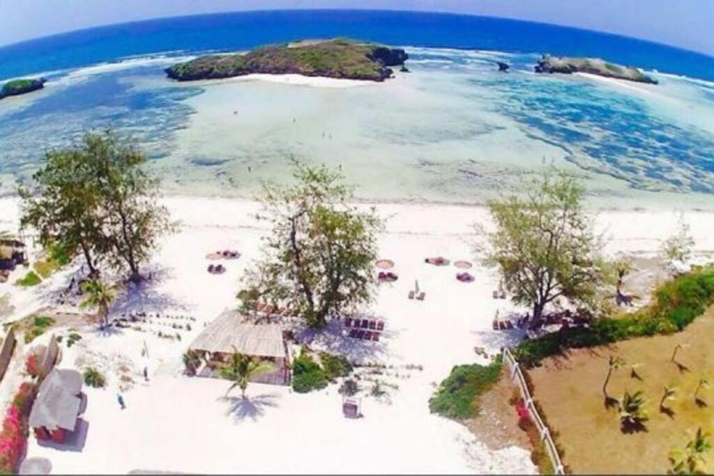 White Villa - Paparemo Beach Ватаму Екстер'єр фото