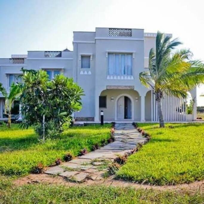 White Villa - Paparemo Beach Ватаму Екстер'єр фото