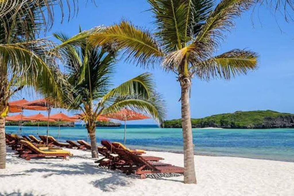 White Villa - Paparemo Beach Ватаму Екстер'єр фото