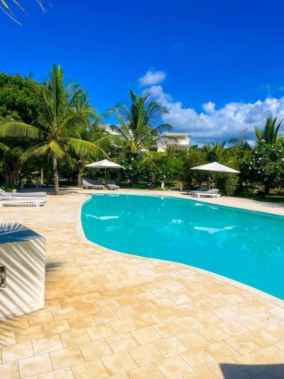 White Villa - Paparemo Beach Ватаму Екстер'єр фото